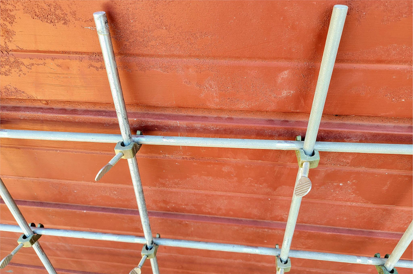 43 FISHER LABORATORY FRAME NICKEL PLATED ZINC HOOK CONNECTORS & 14 ALUMINUM BARS