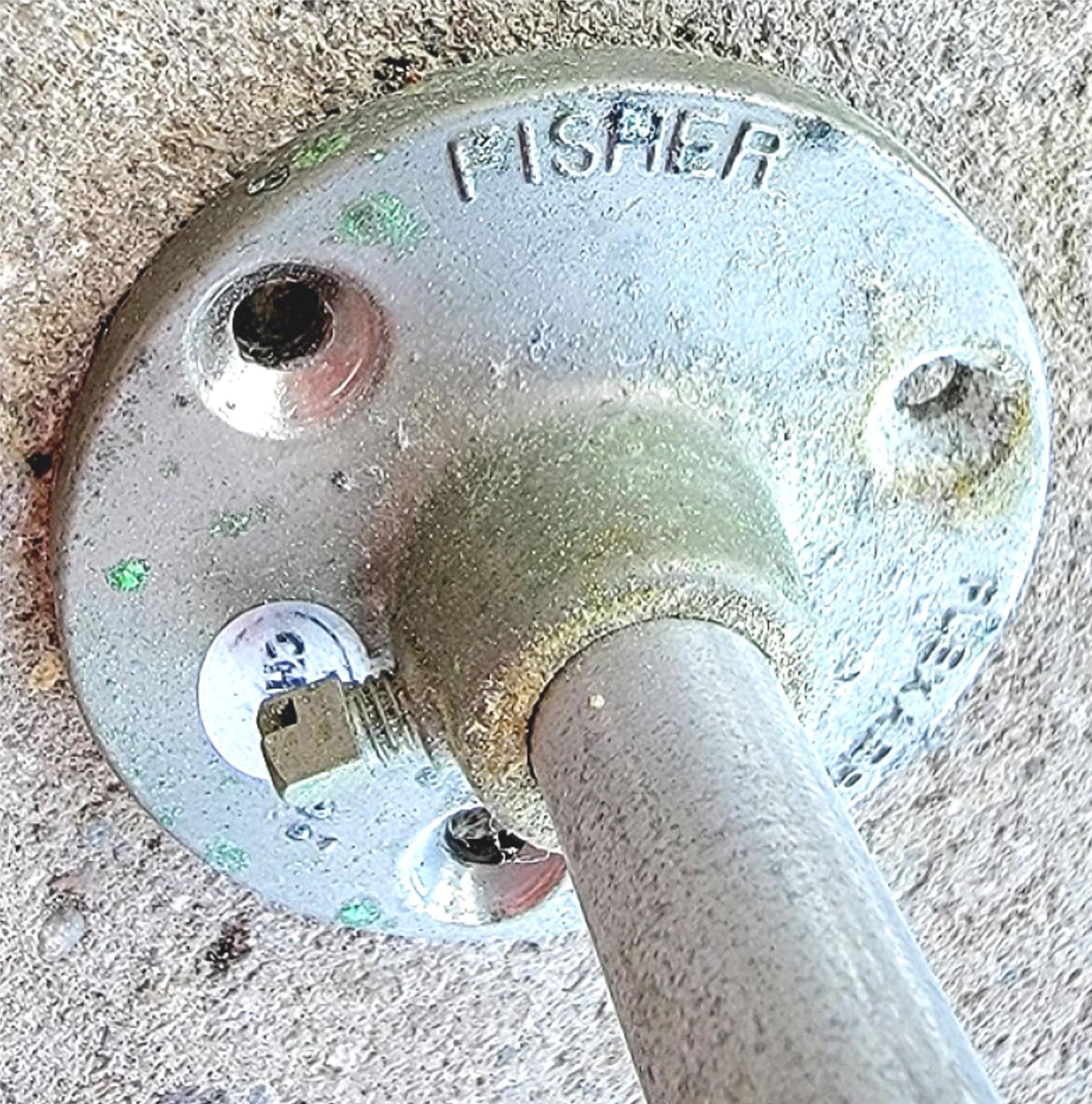 43 FISHER LABORATORY FRAME NICKEL PLATED ZINC HOOK CONNECTORS & 14 ALUMINUM BARS