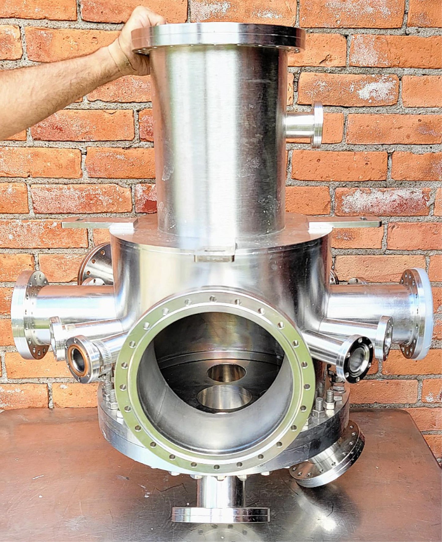 HUNTINGTON UNIVERSAL 22PORT UHV ULTRA HIGH VACUUM CHAMBER TURBOMOLECULA FREESHIP