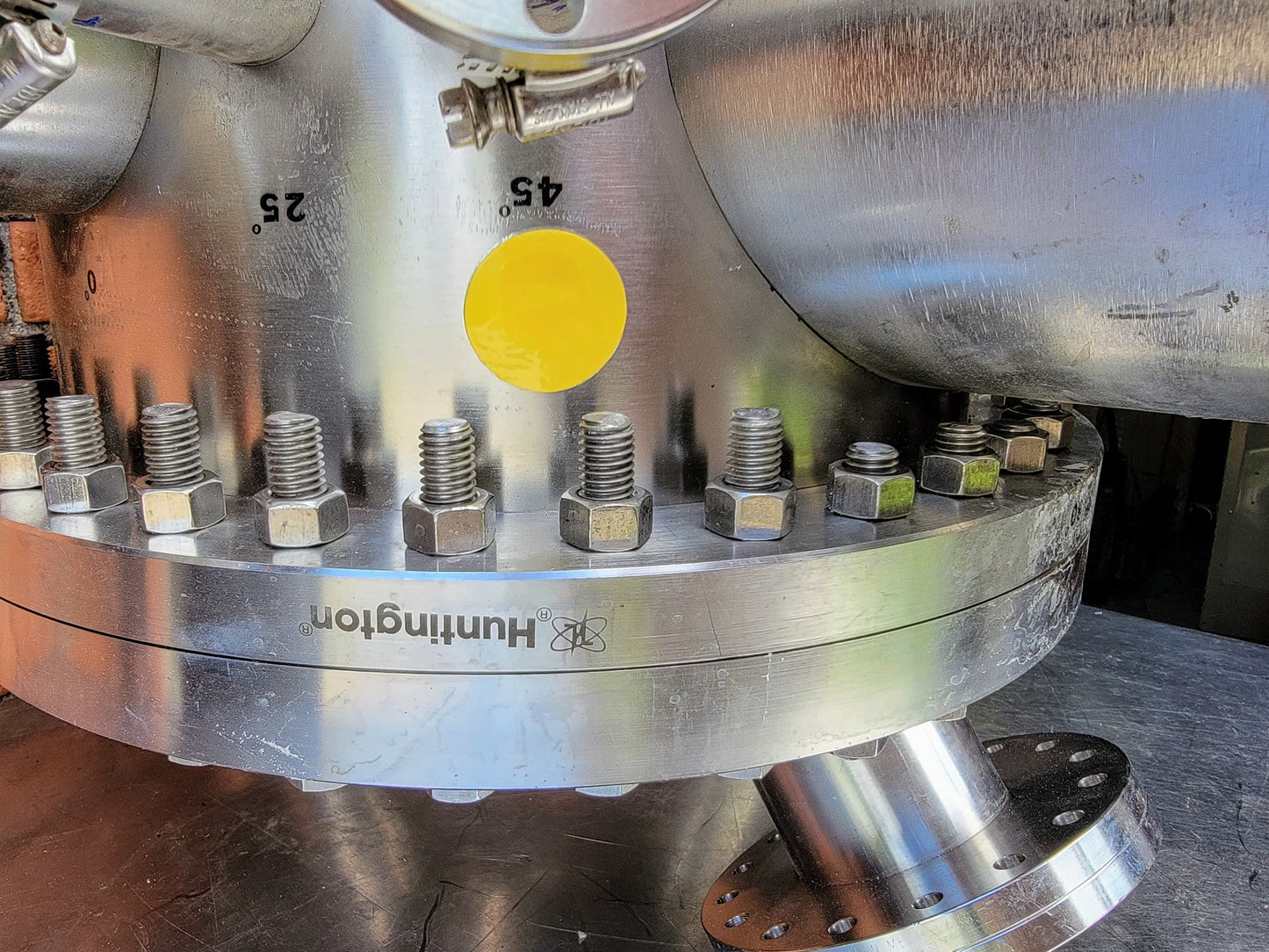 HUNTINGTON UNIVERSAL 22PORT UHV ULTRA HIGH VACUUM CHAMBER TURBOMOLECULA FREESHIP