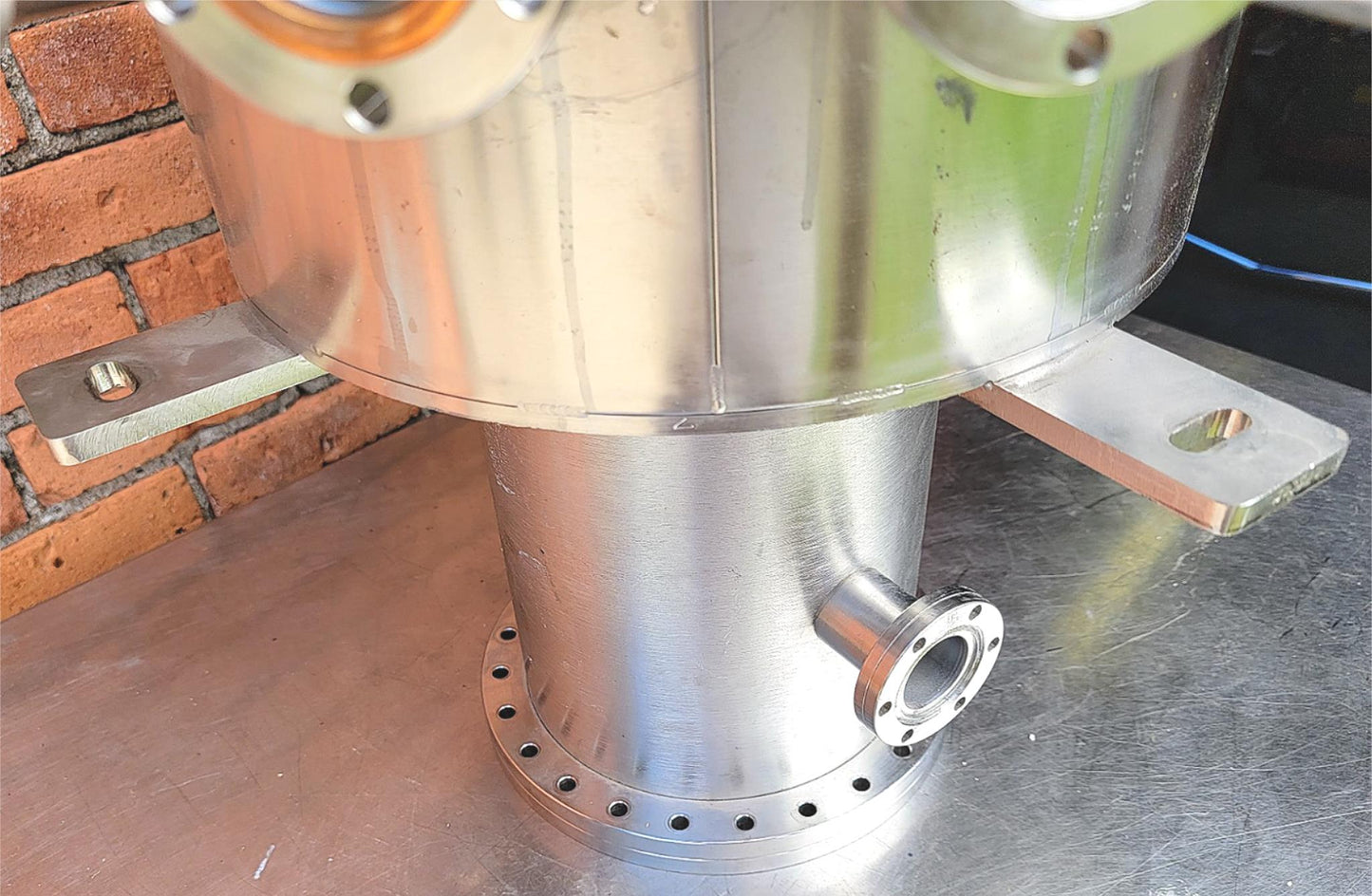 HUNTINGTON UNIVERSAL 22PORT UHV ULTRA HIGH VACUUM CHAMBER TURBOMOLECULA FREESHIP