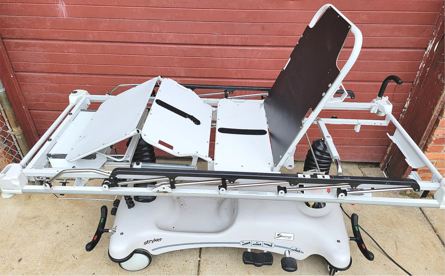 STRYKER 1550 POWER ELECTRIC HOSPITAL EMERGENCY STRETCHER  NO-MATTRESS WATCHVIDEO