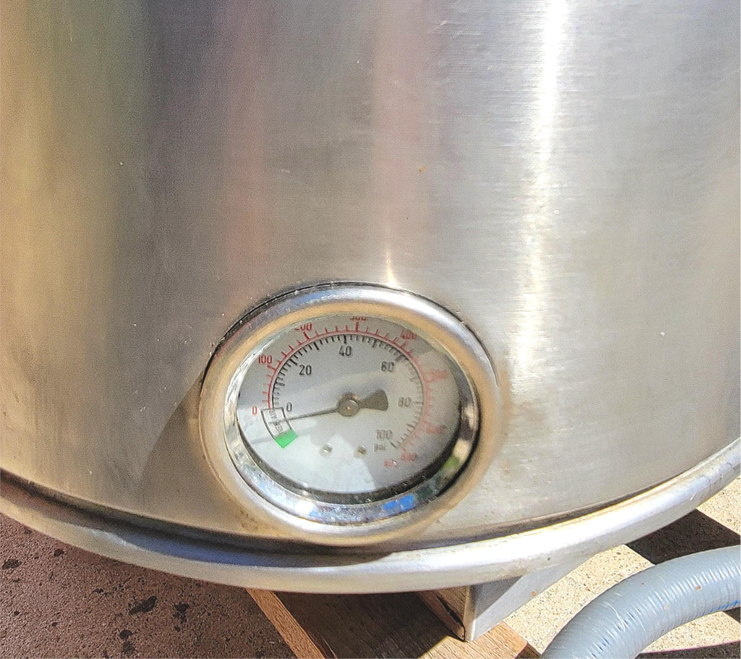 VULCAN-HART VEC-10 ELECTRIC 3-PHASE 10 GALLON KETTLE  with MANUAL FREE SHIP