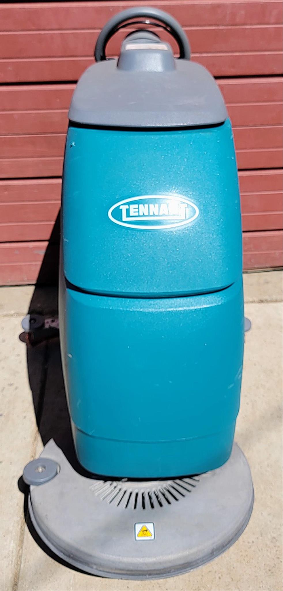 TENNANT T3 FAST 20"FLOOR WALK BEHIND BATTERY FLOOR SCRUBBER WATCH VIDEO FREESHIP