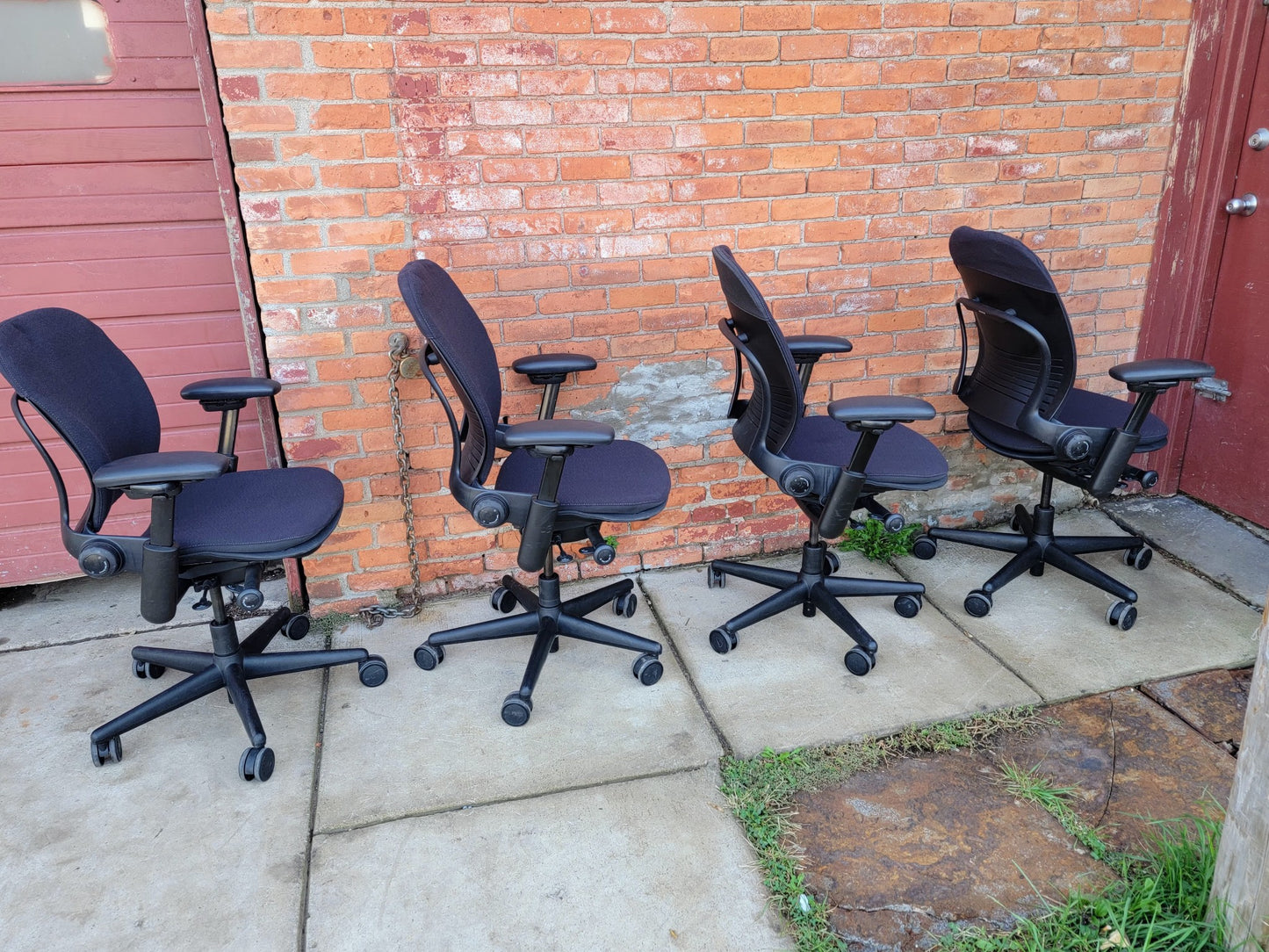 4 STEELCASE LEAP SWIVEL OFFICE ARMCHAIRs One-Standard & Three-PLUS SIZE FREESHIP