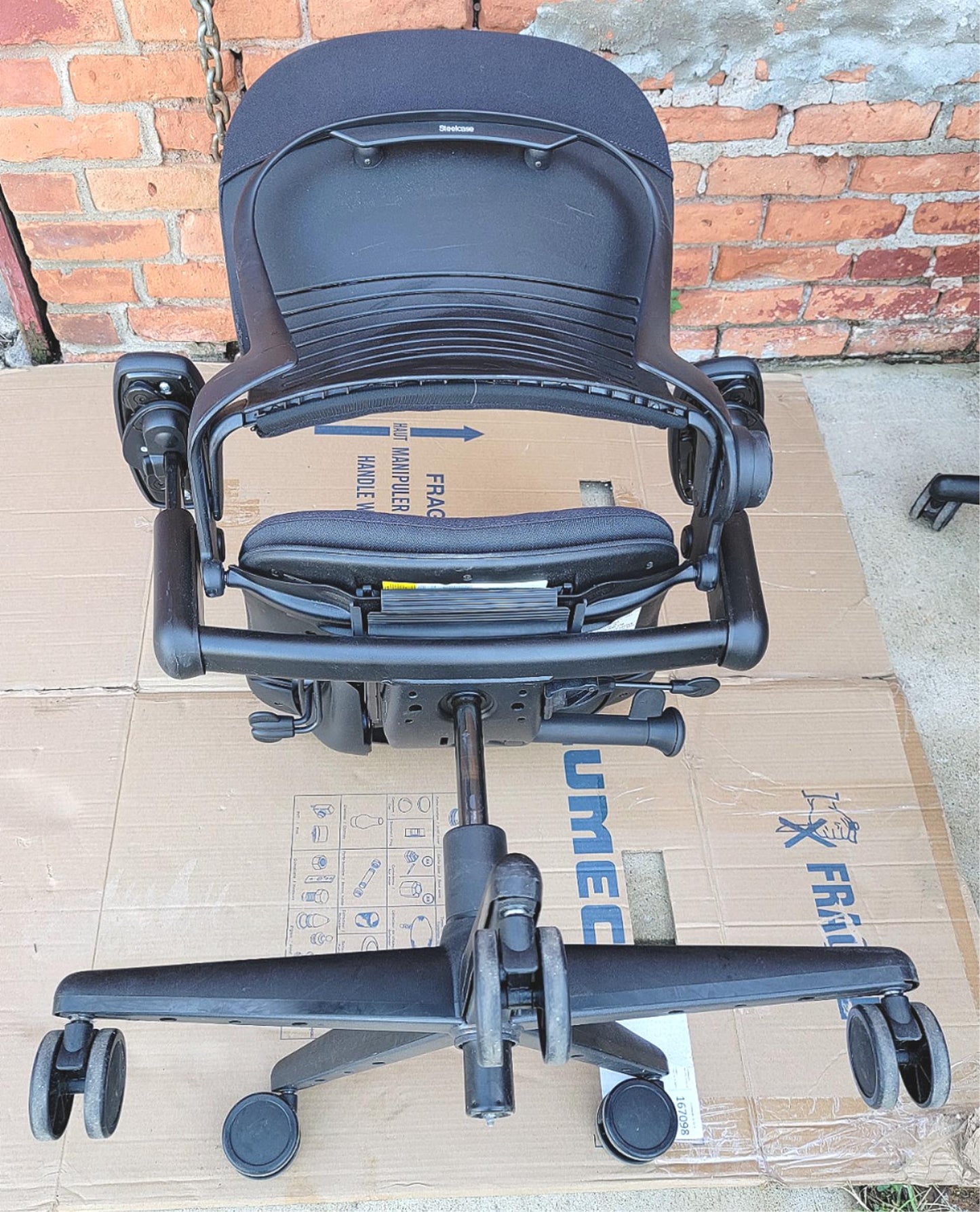 4 STEELCASE LEAP SWIVEL OFFICE ARMCHAIRs One-Standard & Three-PLUS SIZE FREESHIP