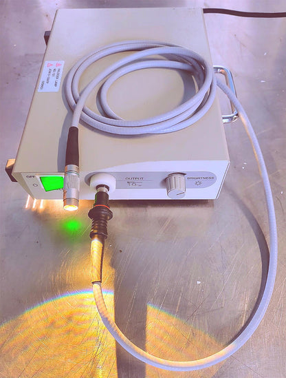 OLYMPUS SLH-SC HALOGEN LIGHT SOURCE with FIBER OPTICAL CABLE PROBE FREESHIP