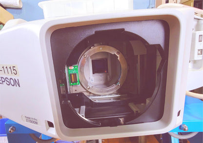 EPSON POWERLITE Pro Z11000WNL WXGA 3LCD LARGE VENUE PROJECTOR w/ REMOTE & NOLENS