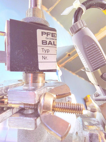 BALZERS PFEIFFER TMH 260 TURBOMOLECULAR VACUUM PUMP TWO CABLES & EXTRAS FREESHIP