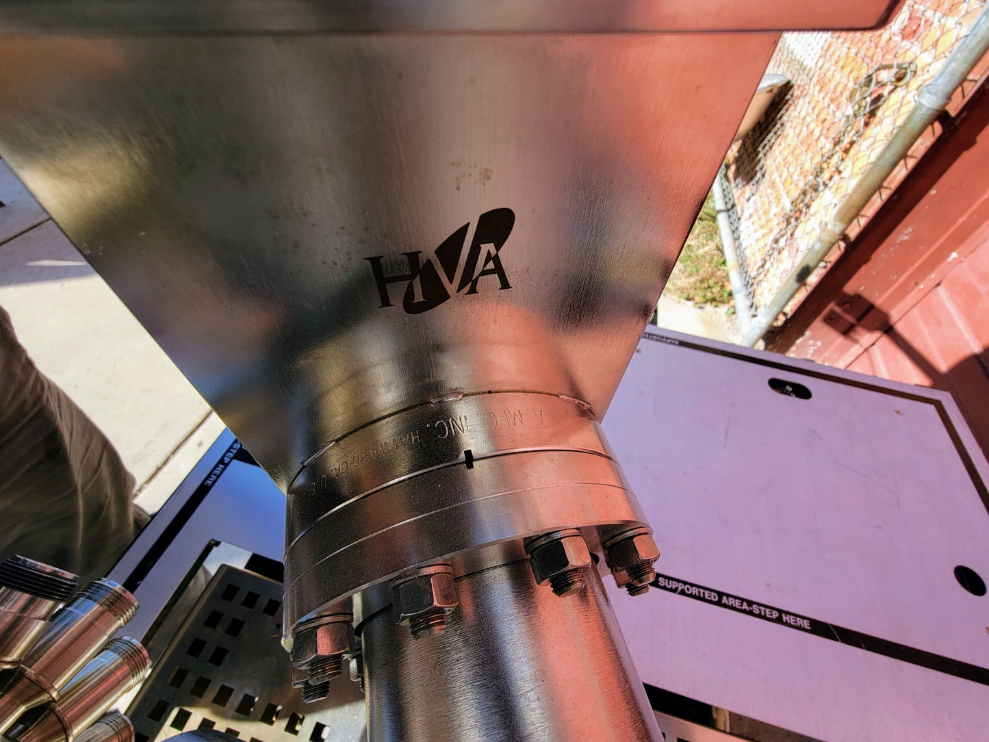 ULVAC PHYSICAL ELECTRONICS Phi680 ATOM SPECTROMETER AES AUGER NANOPROBE FREESHIP