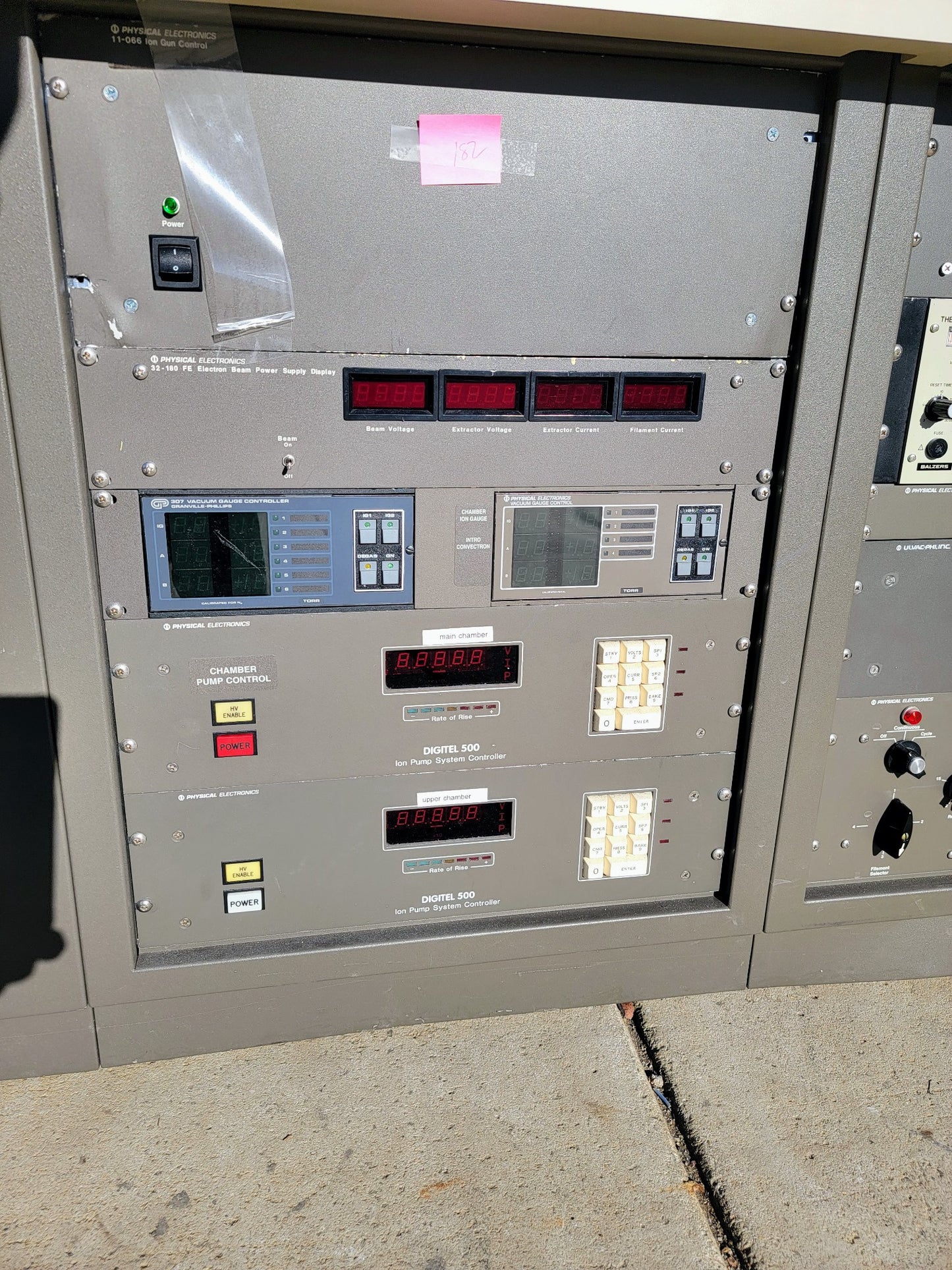 Teste"ULVAC PHYSICAL ELECTRONICS Phi680 ATOM SPECTROMETER AES AUGER NANOPROBE"