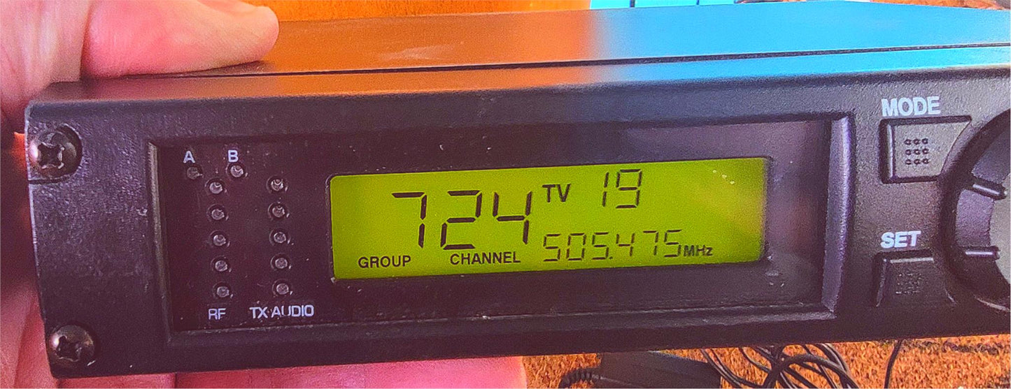 SHURE ULXP4 SINGLE RECEIVER with POWER SUPPLY 90-DAY-WARRANTY FREE SHIPPING