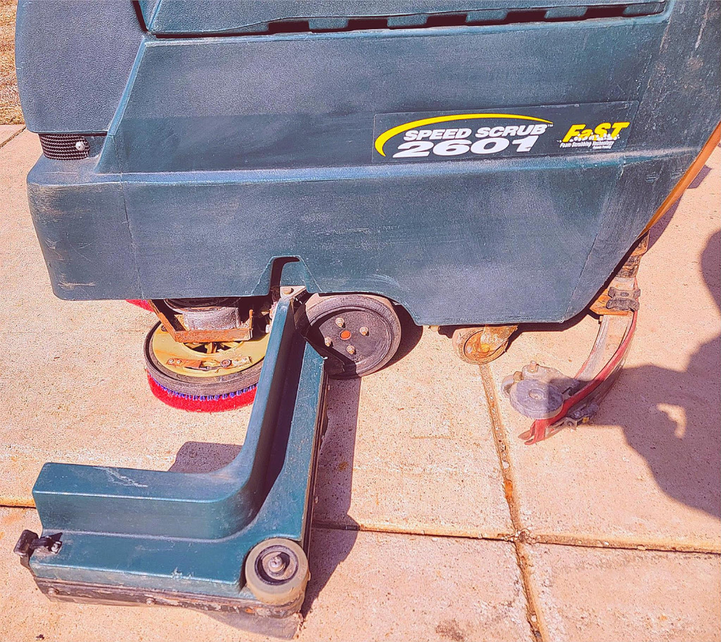 NOBLES SPEED SCRUB 2601 FLOOR SWEEPER SCRUBBER 90DAYWARRANTY WATCHVIDEO FREESHIP