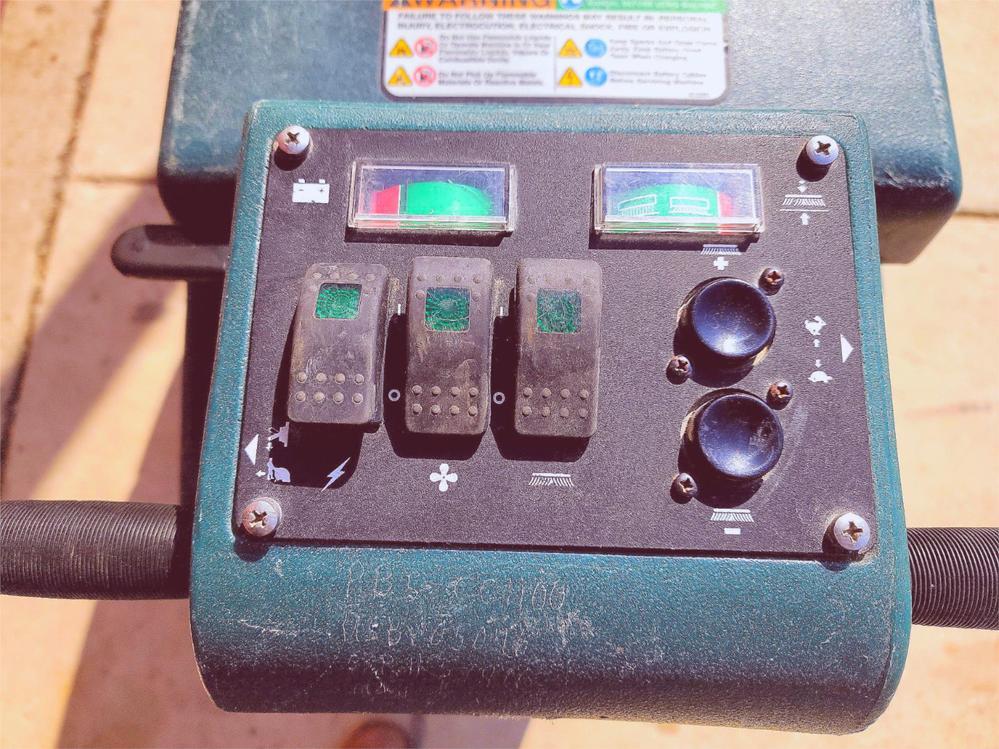 NOBLES SPEED SCRUB 2601 FLOOR SWEEPER SCRUBBER 90DAYWARRANTY WATCHVIDEO FREESHIP