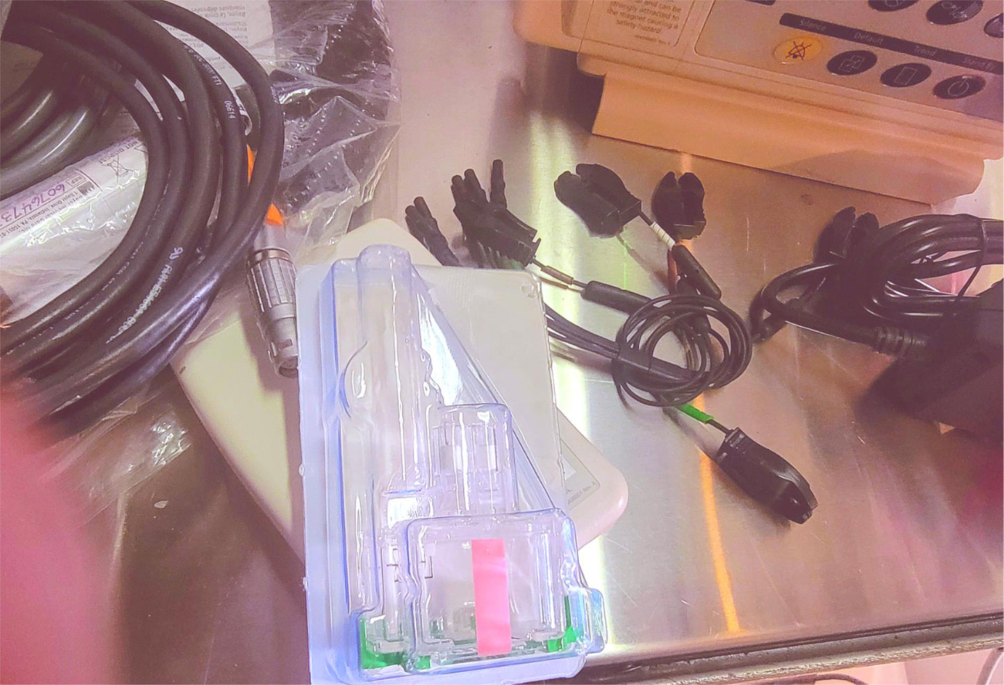 MEDRAD VERIS 8600 MRI DYE INJECTOR MONITORING SYSTEM MANY EXTRA BONUS WATCHVIDEO