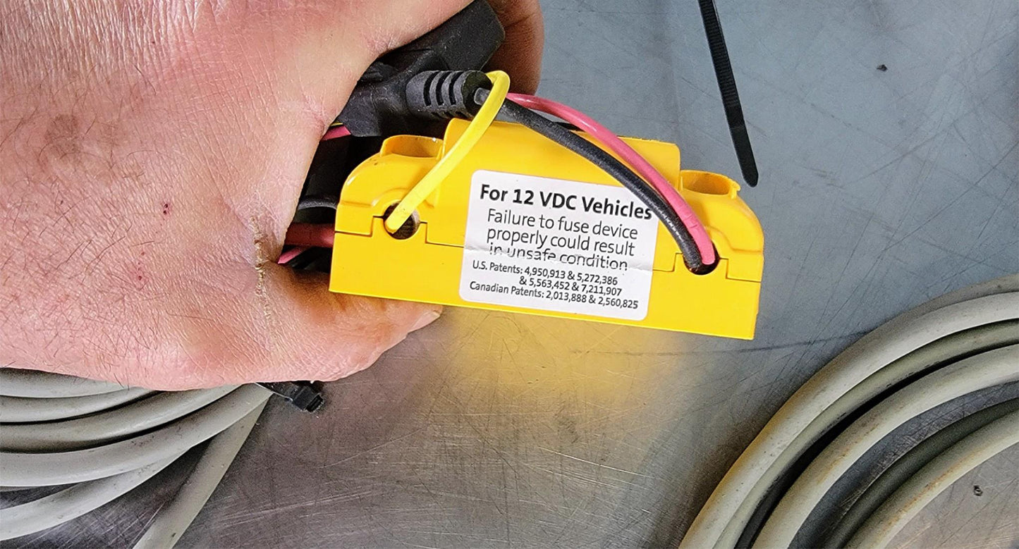 HAVIS CG-X CHARGEGUARD 12Volt Vehicle Circuit Protector/timer w Direct-SmartCord