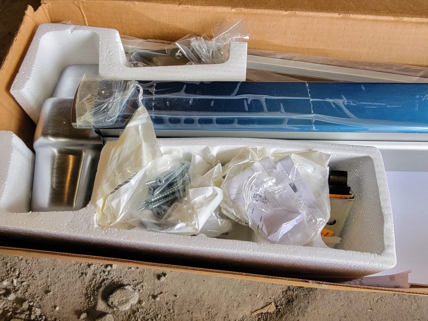 BRAND NEW Von Duprin 9857EO / 9957EO Three-Point Latching Panic Device FREE SHIP