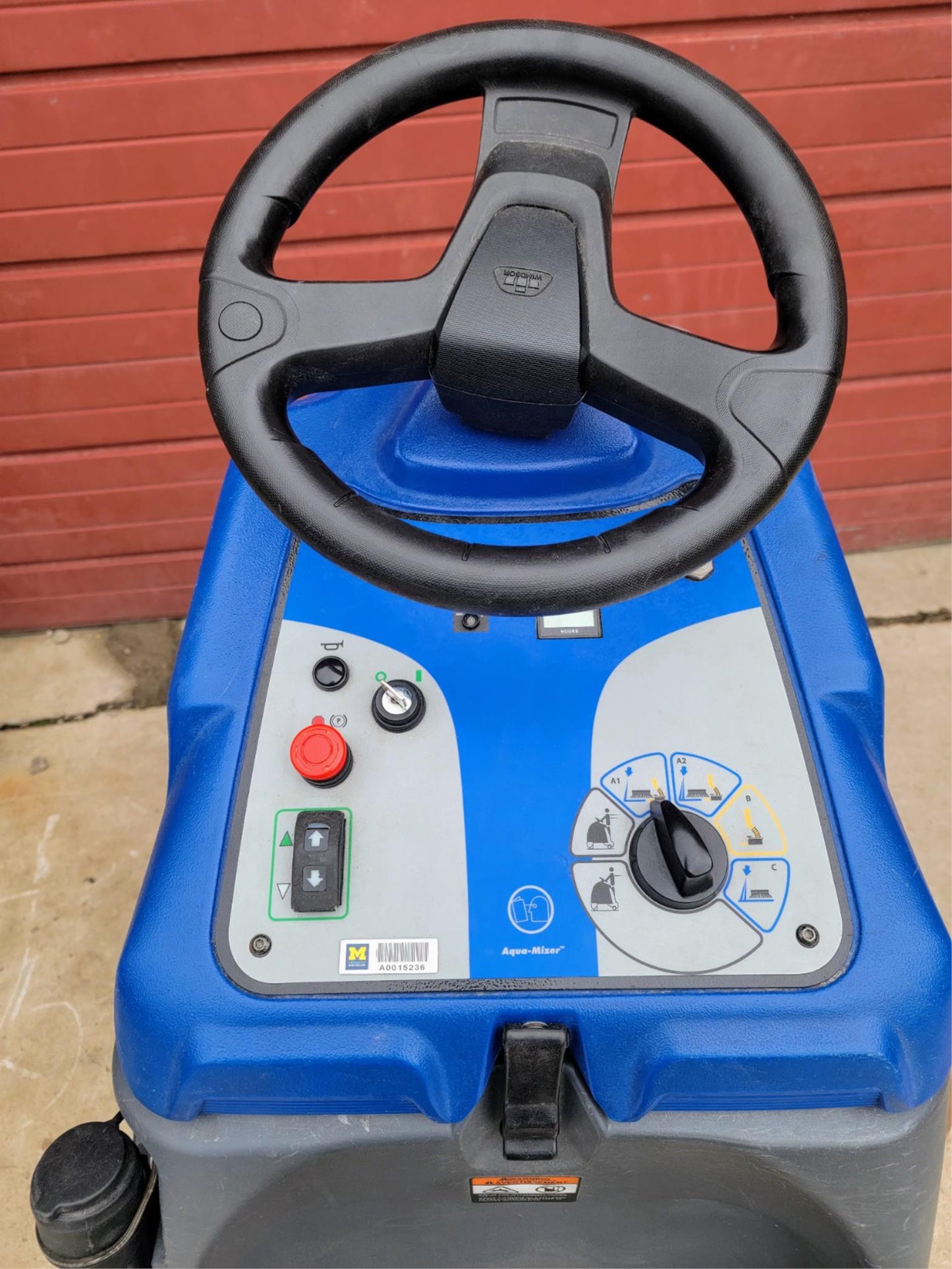 90DAYWARRANTY CHARIOT™ 2 ISCRUB 20 DELUXE WITH ORB™ + 130 WET + PAD FREESHIPPING