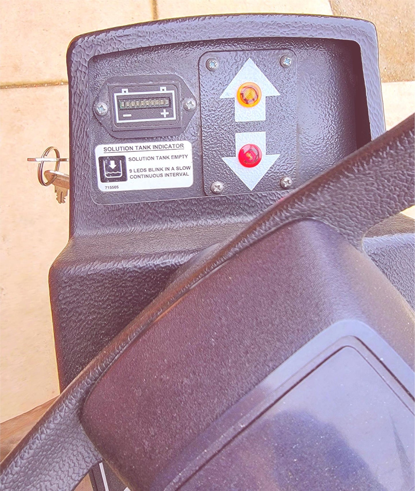 MINUTEMAN SCV 24/26P RIDE ON SCRUBBER LOWHOURS 90DAYWARRANTY WATCHVIDEO FREESHIP