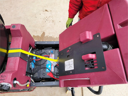 MINUTEMAN SCV 24/26P RIDE ON SCRUBBER LOWHOURS 90DAYWARRANTY WATCHVIDEO FREESHIP