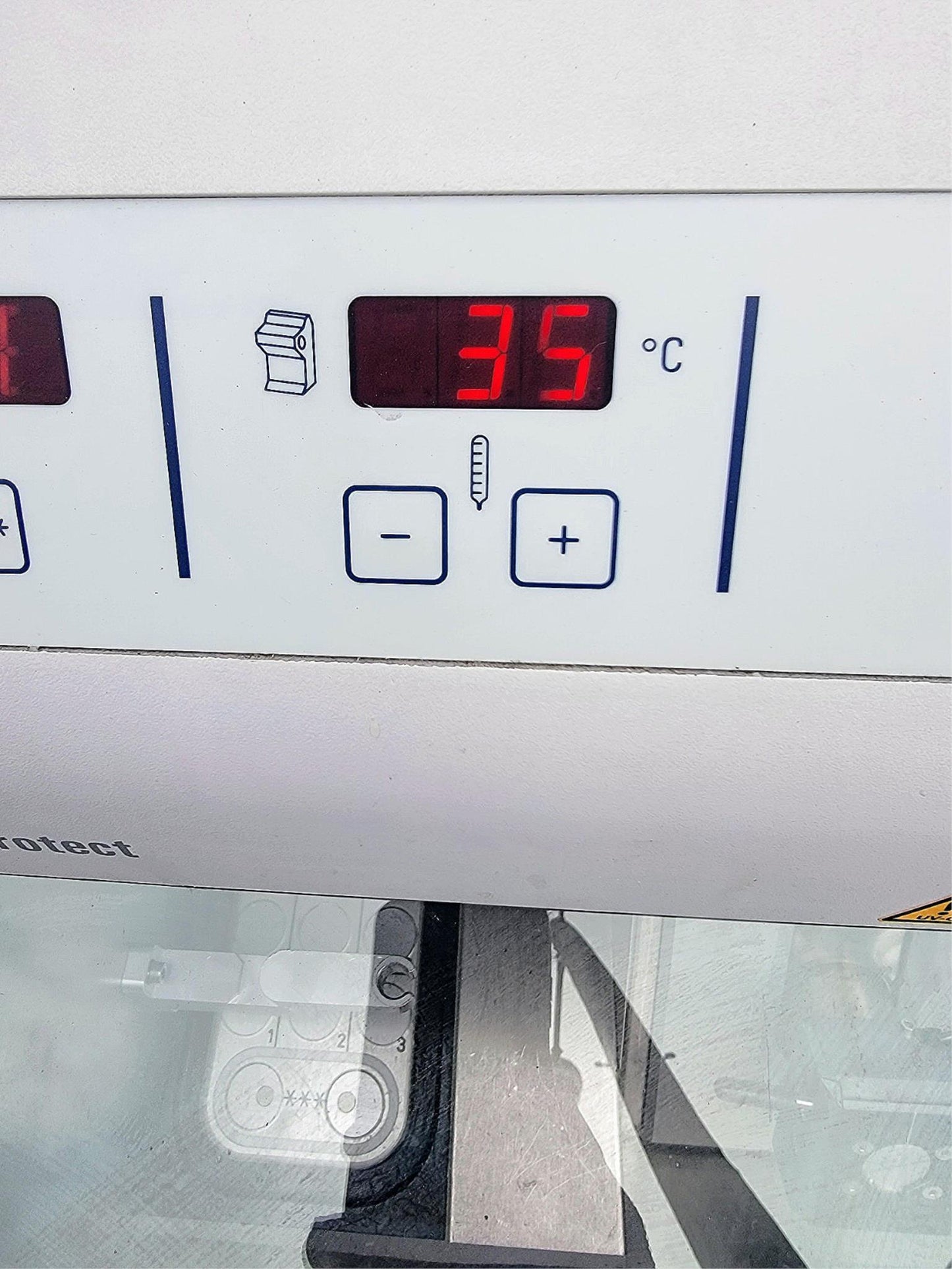 LEICA CM1950 CRYOSTAT VACUUM UV ULTRAVIOLET 60 Hz 120V 90DAYWARRANTY WATCH-VIDEO