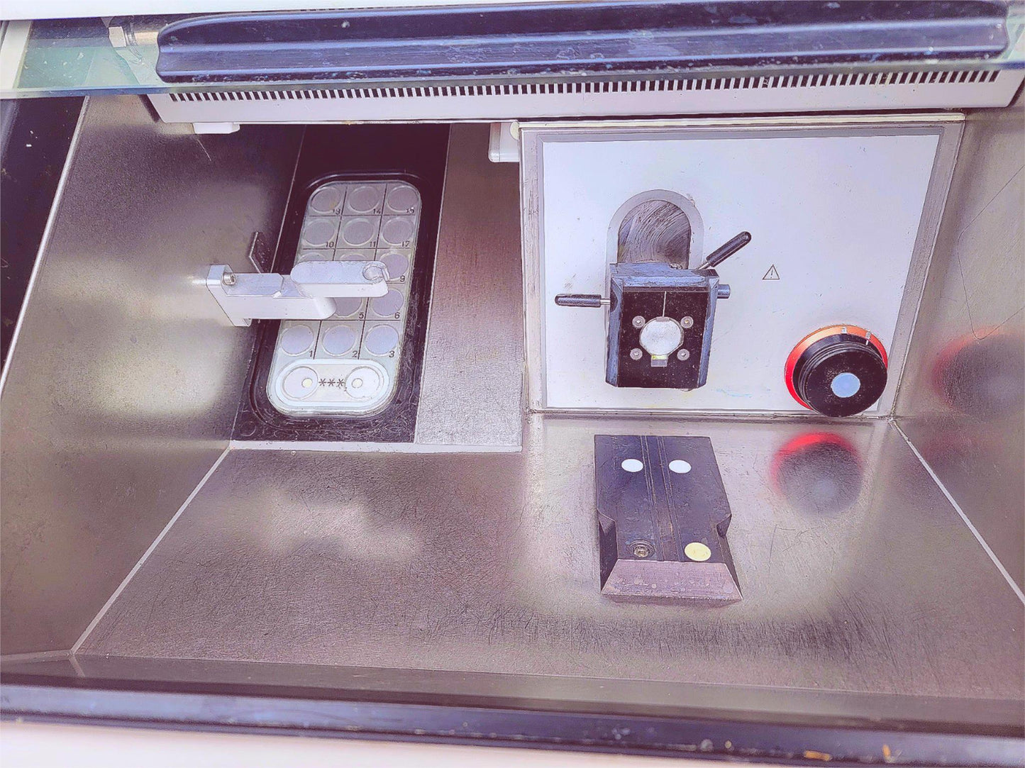 LEICA CM1950 CRYOSTAT VACUUM UV ULTRAVIOLET 60 Hz 120V 90DAYWARRANTY WATCH-VIDEO