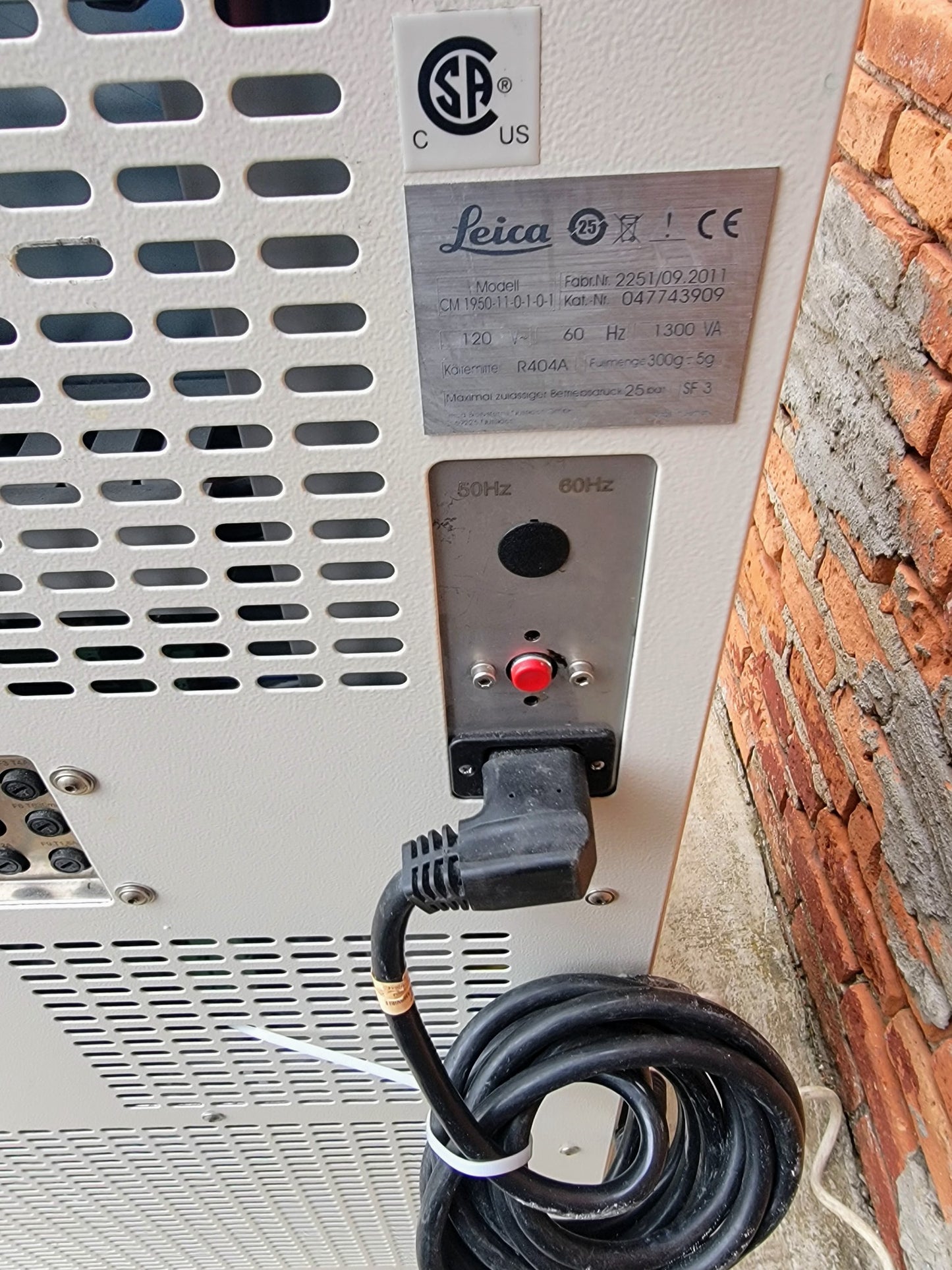 LEICA CM1950 CRYOSTAT VACUUM UV ULTRAVIOLET 60 Hz 120V 90DAYWARRANTY WATCH-VIDEO