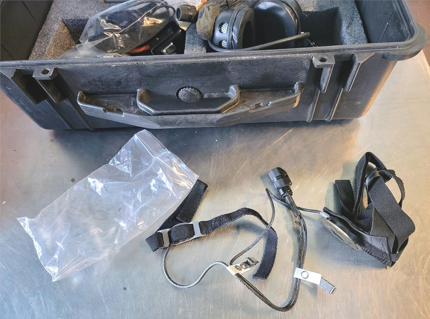 CON-SPACE CSI 2001 FUEL CELL ENTRY KIT HARDLINE COMMUNITCATIONS CABLES & CASE