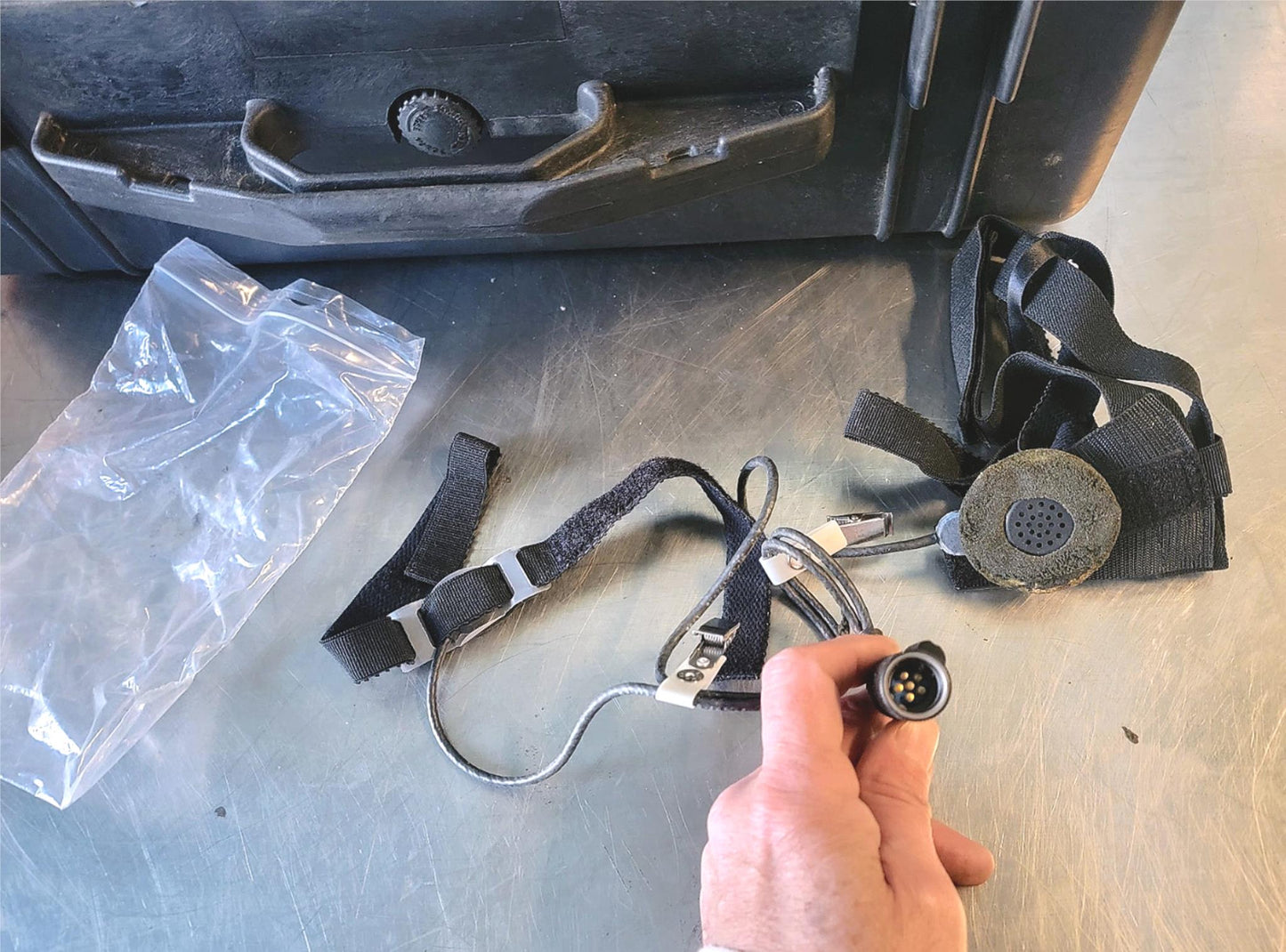 CON-SPACE CSI 2001 FUEL CELL ENTRY KIT HARDLINE COMMUNITCATIONS CABLES & CASE