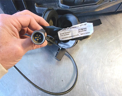 CON-SPACE CSI 2001 FUEL CELL ENTRY KIT HARDLINE COMMUNITCATIONS CABLES & CASE