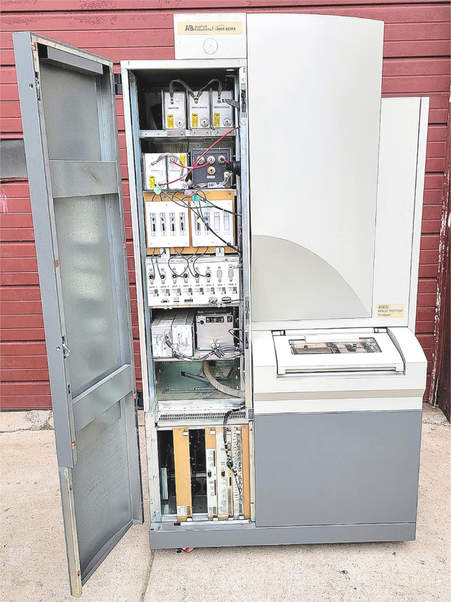 APPLIED BYOSYSTEMS SCIEX 4800 Plus MALDI TOF/TOF ANALYZER WATCH VIDEO