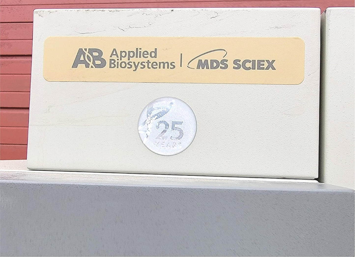 APPLIED BYOSYSTEMS SCIEX 4800 Plus MALDI TOF/TOF ANALYZER WATCH VIDEO