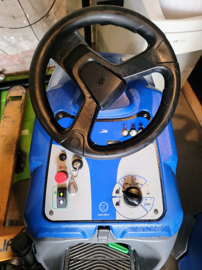 90DAYWARRANTY CHARIOT™ 2 ISCRUB 20 DELUXE WITH ORB™ + 130 WET + PAD WATCH VIDEO