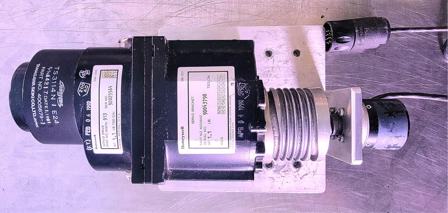 100%WARRANTY HONEYWELL SM-200 SERVO MOTOR AIRCRAFT CONTROL SURFACE DRIVE FREESHI