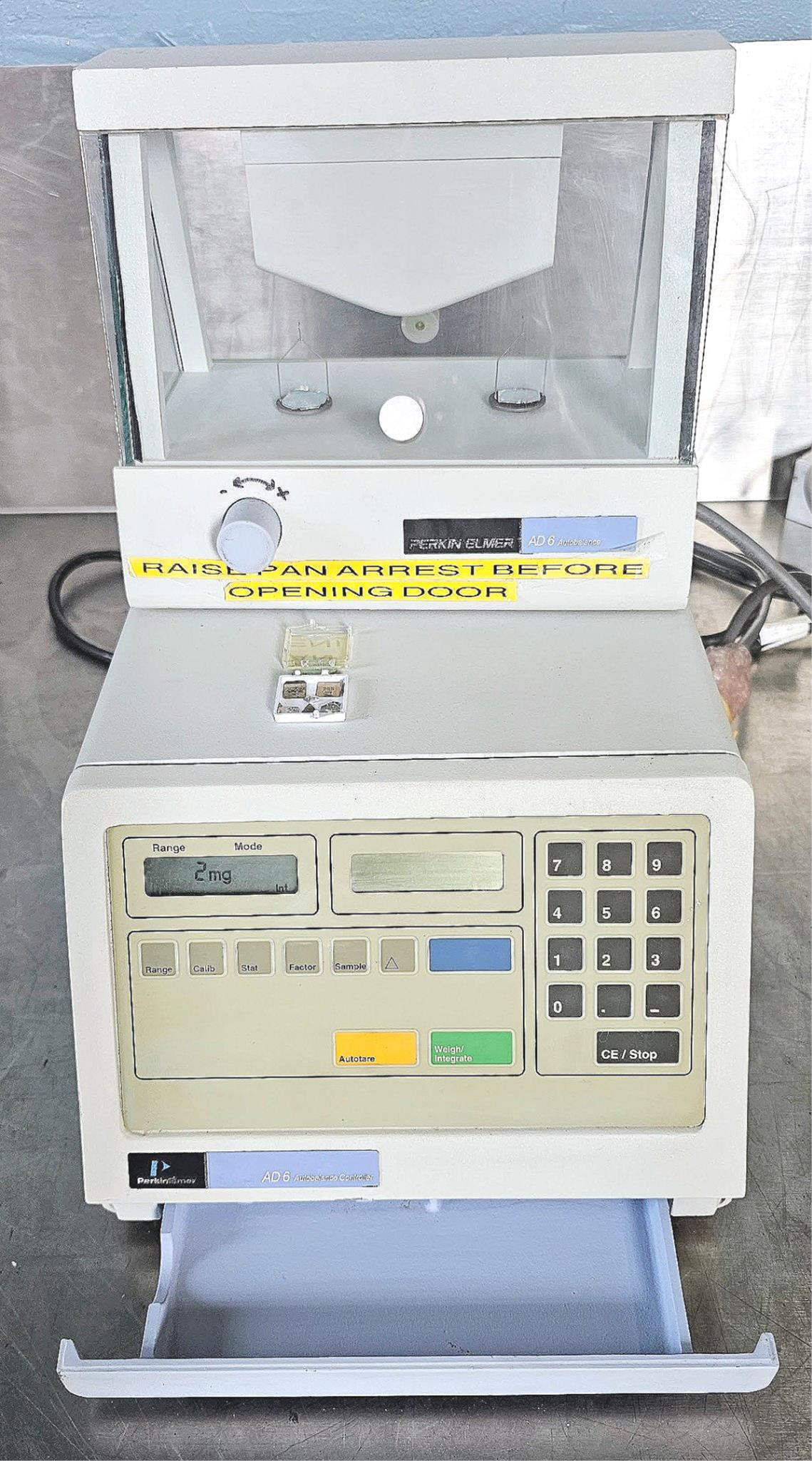 90-DAY-WARRANTY PERKIN ELMER AD 6 MICROBALANCE 0.1mg 5g 90-DAY-WARRANTY FREESHIP