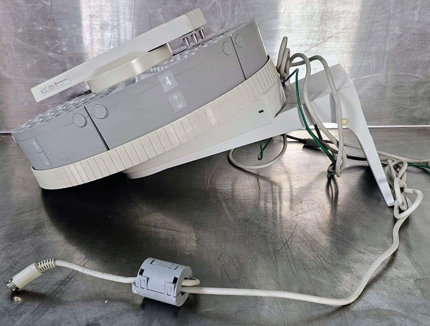 SHIMADZU AOC-20S AUTO SAMPLER INJECTION CAROUSEL CHROMATOGRAPH ROB/ARM FREE SHIP