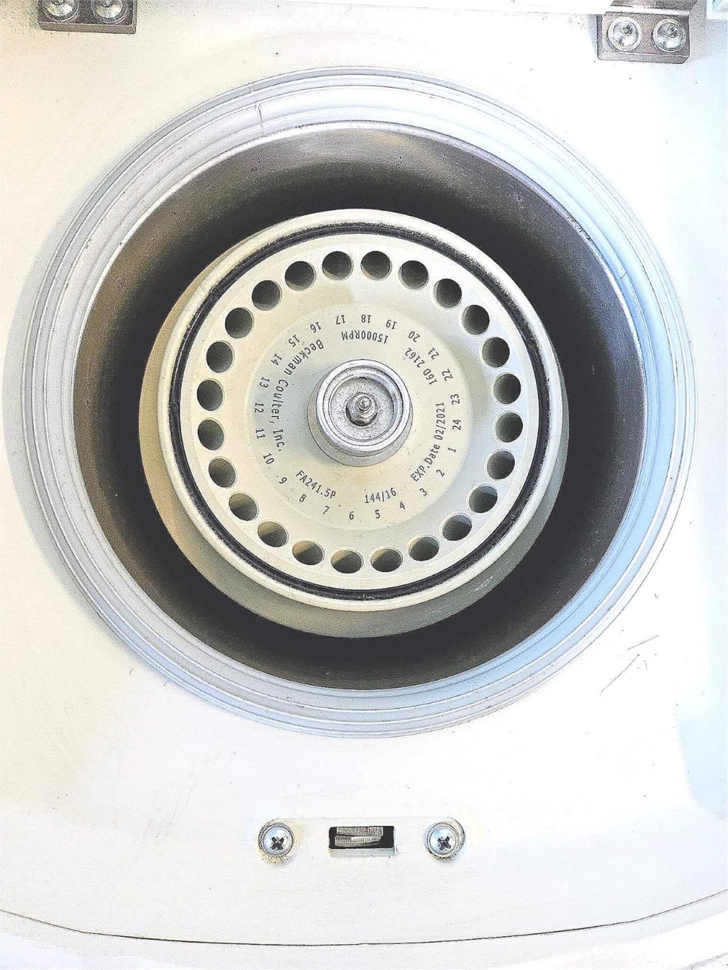 REFURBISHED 90DAYWARRANT BECKMAN COULTER MICROFUGE 20 FA241.5P ROTOR 2mL 24x1.5"