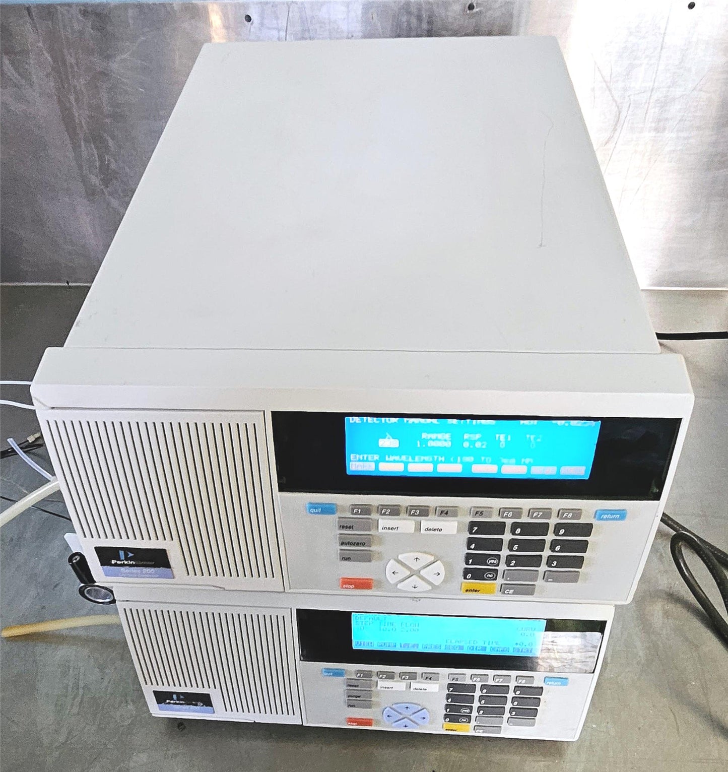 2UNITSWARRANTY PERKIN ELMER SERIES 200 UV/VIS DETECTOR & HPLC PUMP UNIT FREESHIP