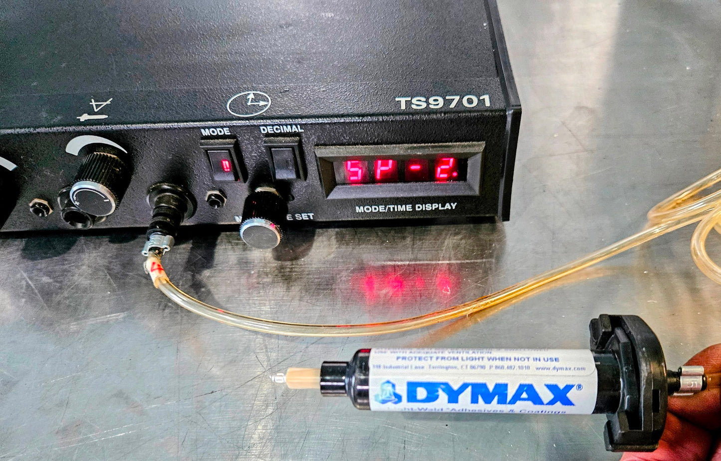 TECHCON 9701 MICROPROCESSOR DISPENSER EPOXY SYRINGE GUN 90DAYWARRANTY FREESHIP