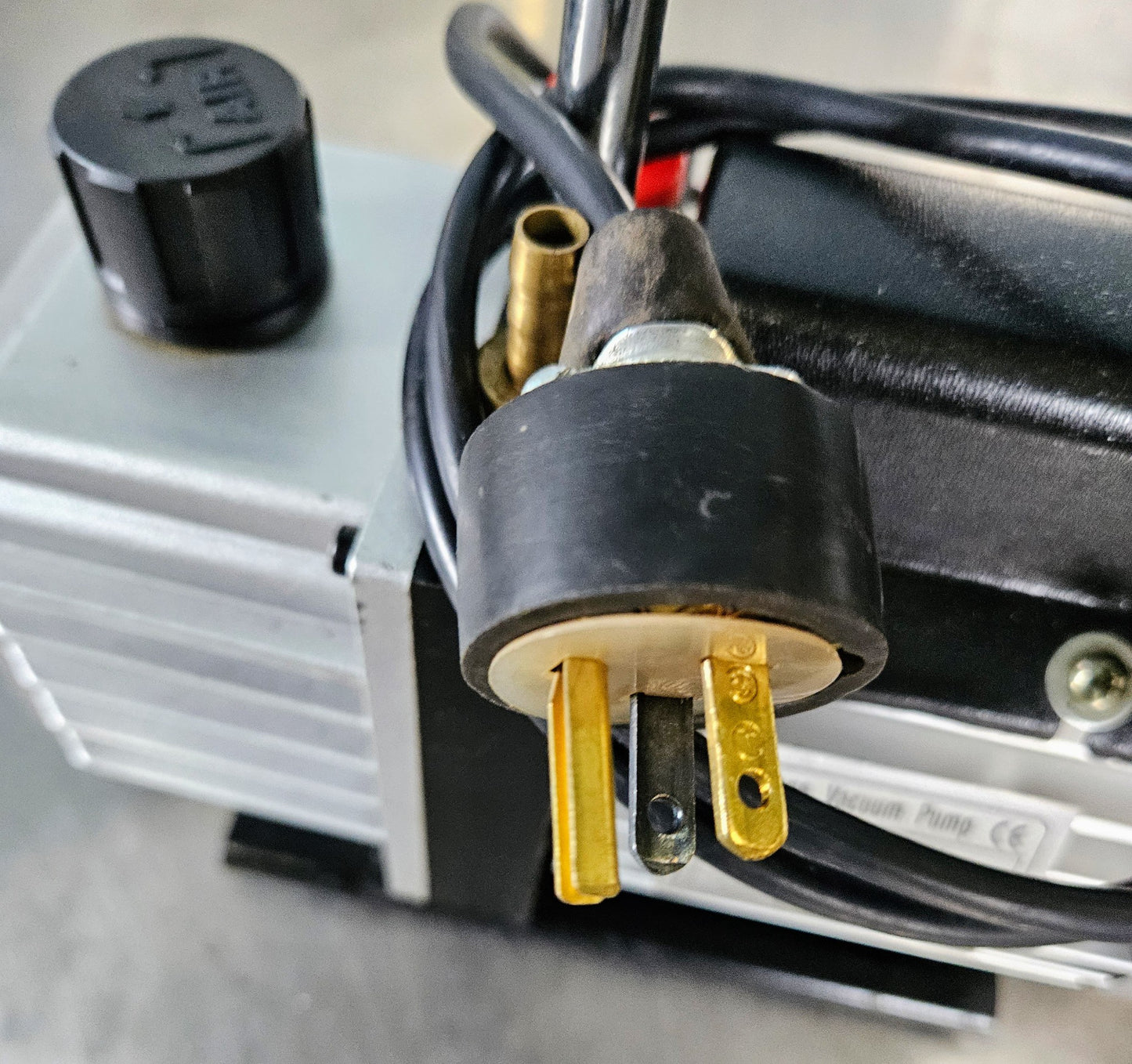 90DAYWARRANTY TWIC TW-1A 2.5CFM SingleStage REFRIGERATION Vacuum Pump WATCHVIDEO