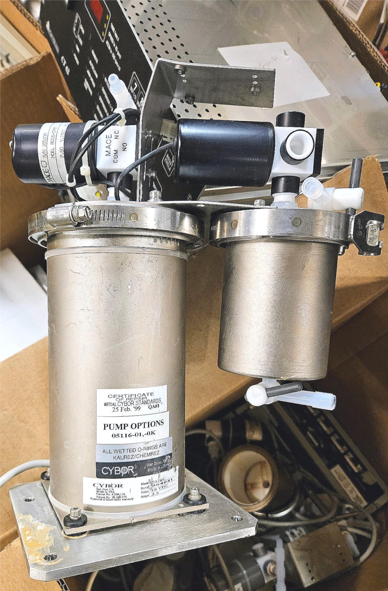 CYBOR KARL SUSS  MicroTec NANOFABRI CLUSTER RC-8 GYRSET HOT/COLD PLATE GENCOBOT