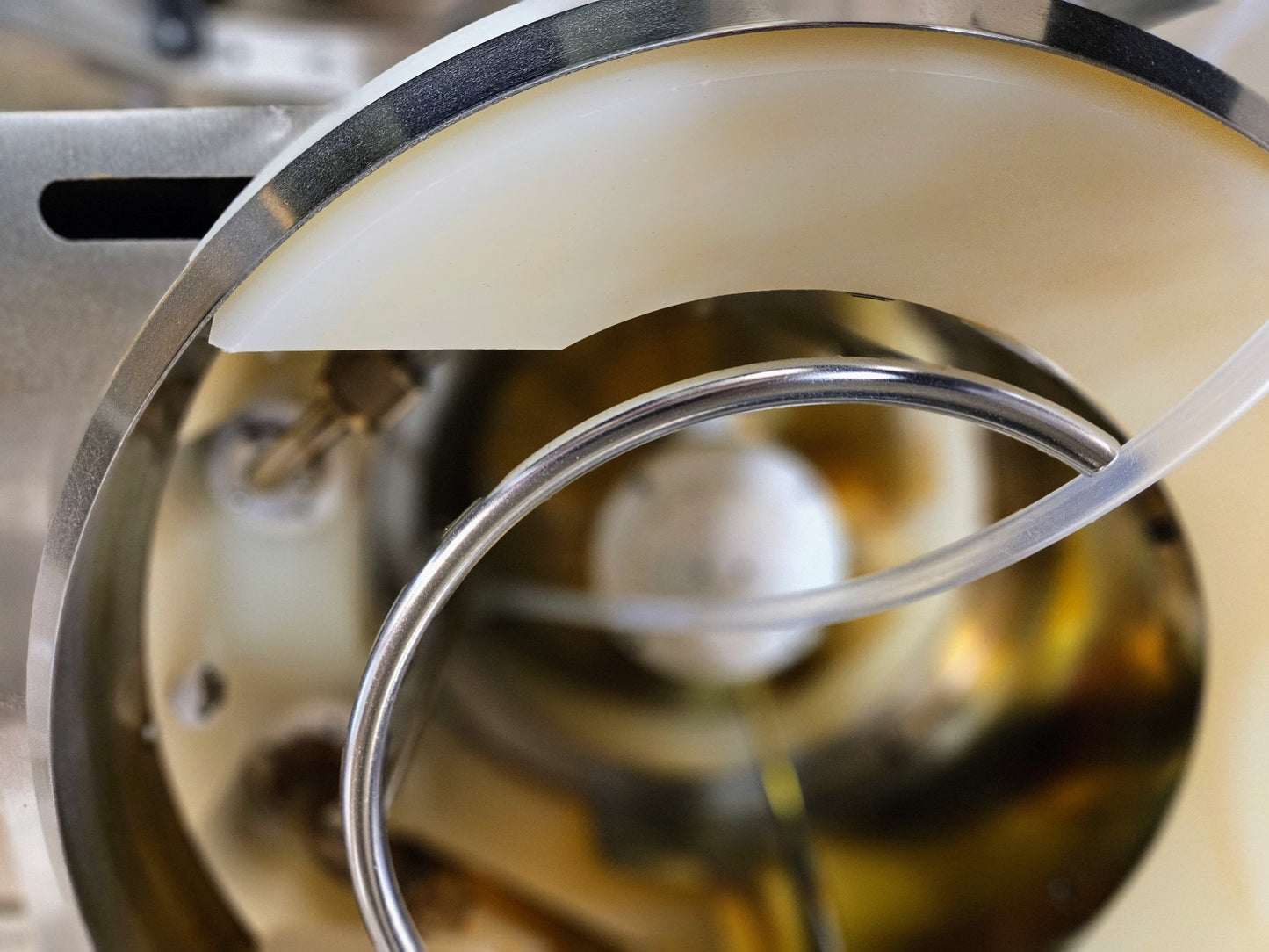 KARL SUSS MicroTec ACS 200 NANOFABRI CLUSTER RC-8 GYRSET HOT/COLD PLATE GENCOBOT