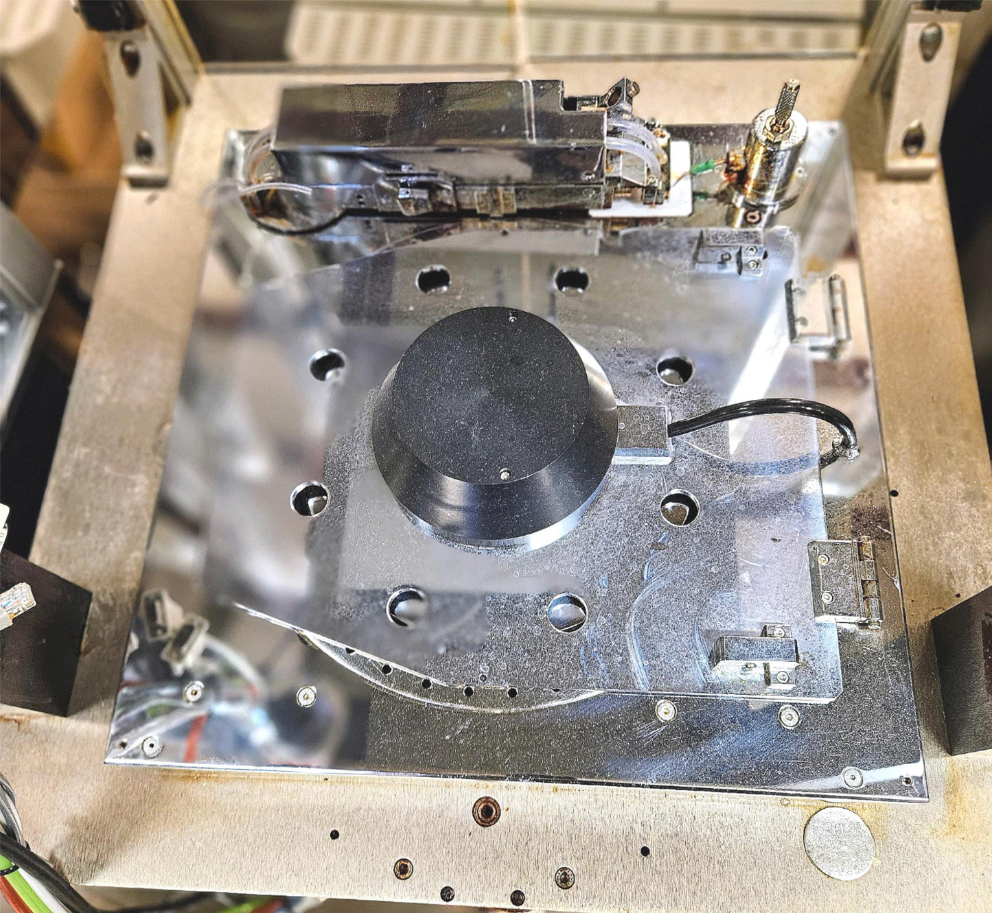 CYBOR KARL SUSS  MicroTec NANOFABRI CLUSTER RC-8 GYRSET HOT/COLD PLATE GENCOBOT