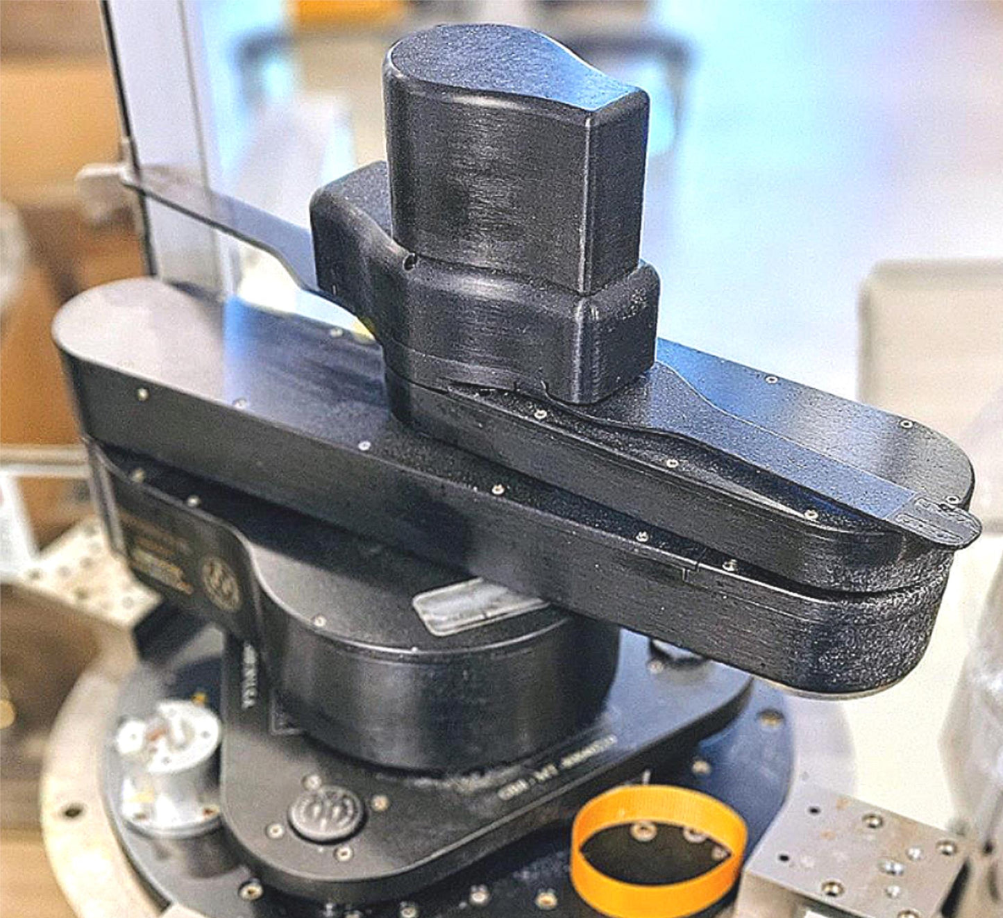 KARL SUSS ACS 200 NANOFABRI WAFER CLUSTER RC8 HOT/COLD PLATE GENMARK GENCOBOT