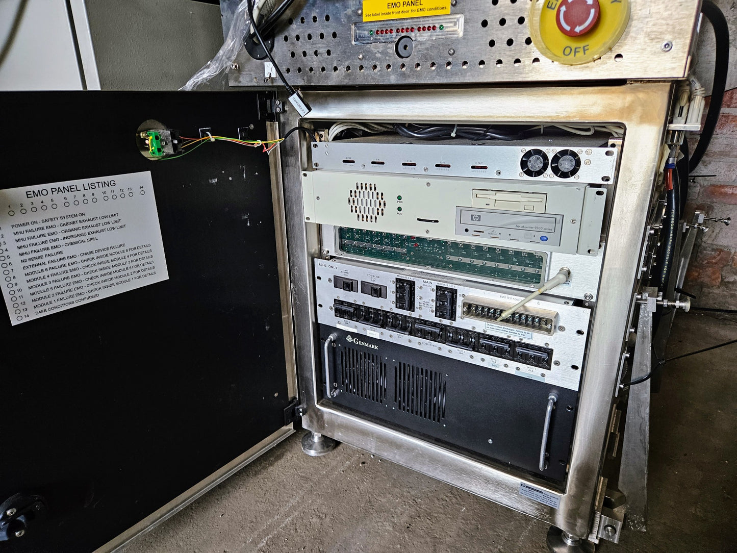 KARL SUSS MicroTec ACS 200 NANOFABRI CLUSTER RC-8 GYRSET HOT/COLD PLATE GENCOBOT