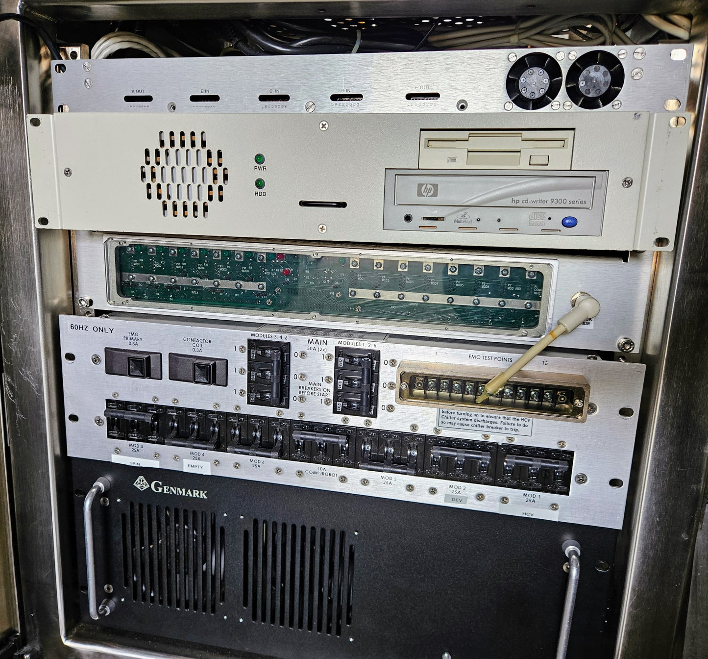 KARL SUSS MicroTec ACS 200 NANOFABRI CLUSTER RC-8 GYRSET HOT/COLD PLATE GENCOBOT