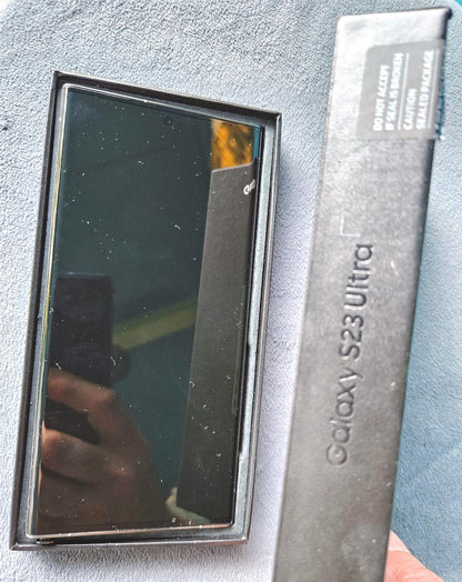 SAMSUNG GALAXY S23 ULTRA SM-S918U - 256GB - Green Unlocked