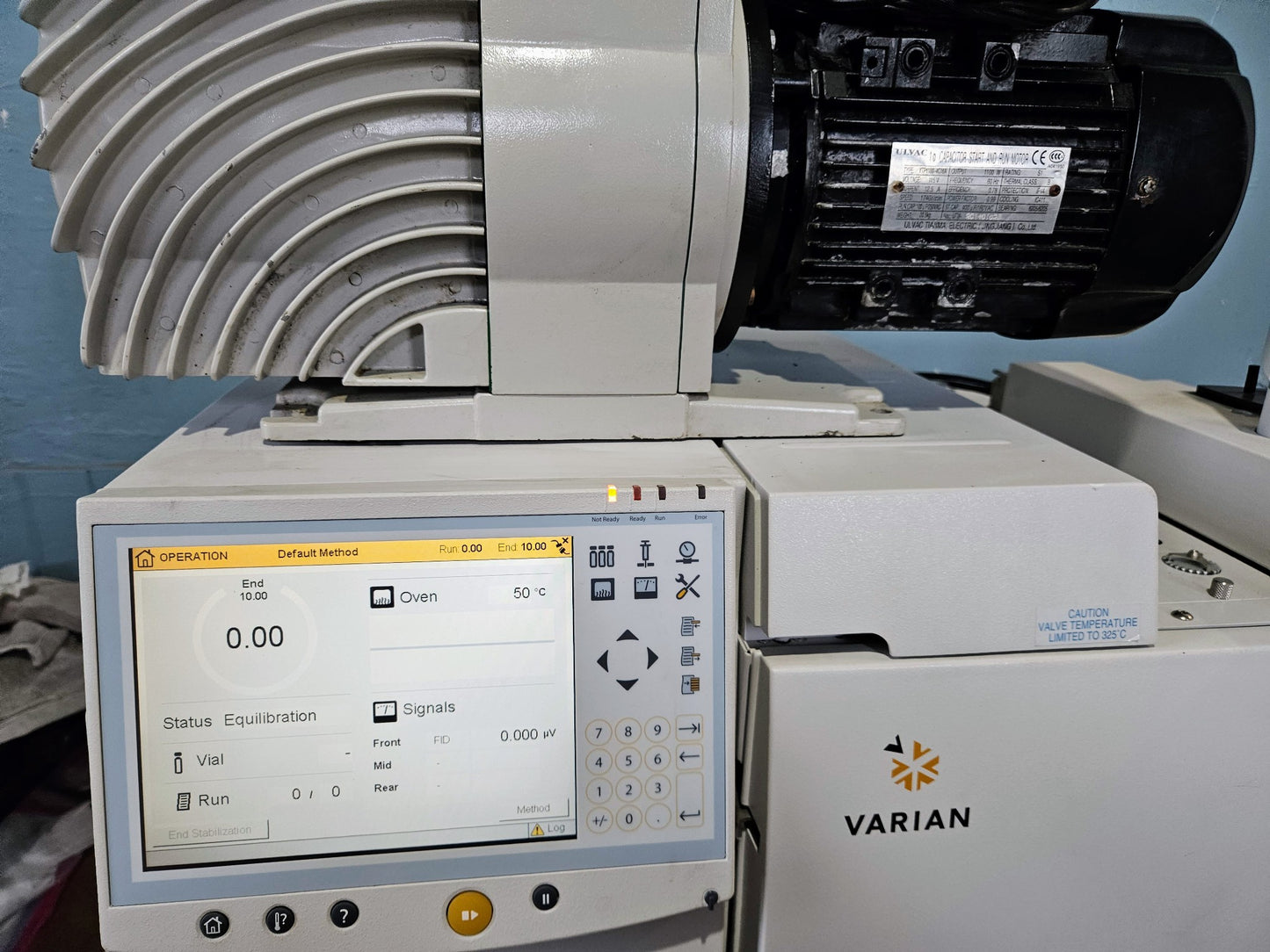 VARIAN 450-GC CHROMATOGRAPH MASS SPECTROMETER & ULVAC VACUUM PUMP WATCH VIDEO