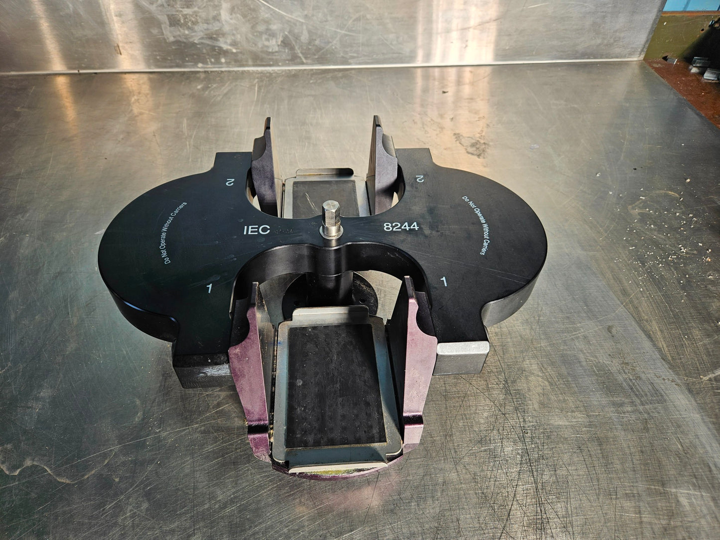 IEC THERMO ELECTRON 8244 Swinging Bucket ROTOR with Two 5786 Microplate Carriers