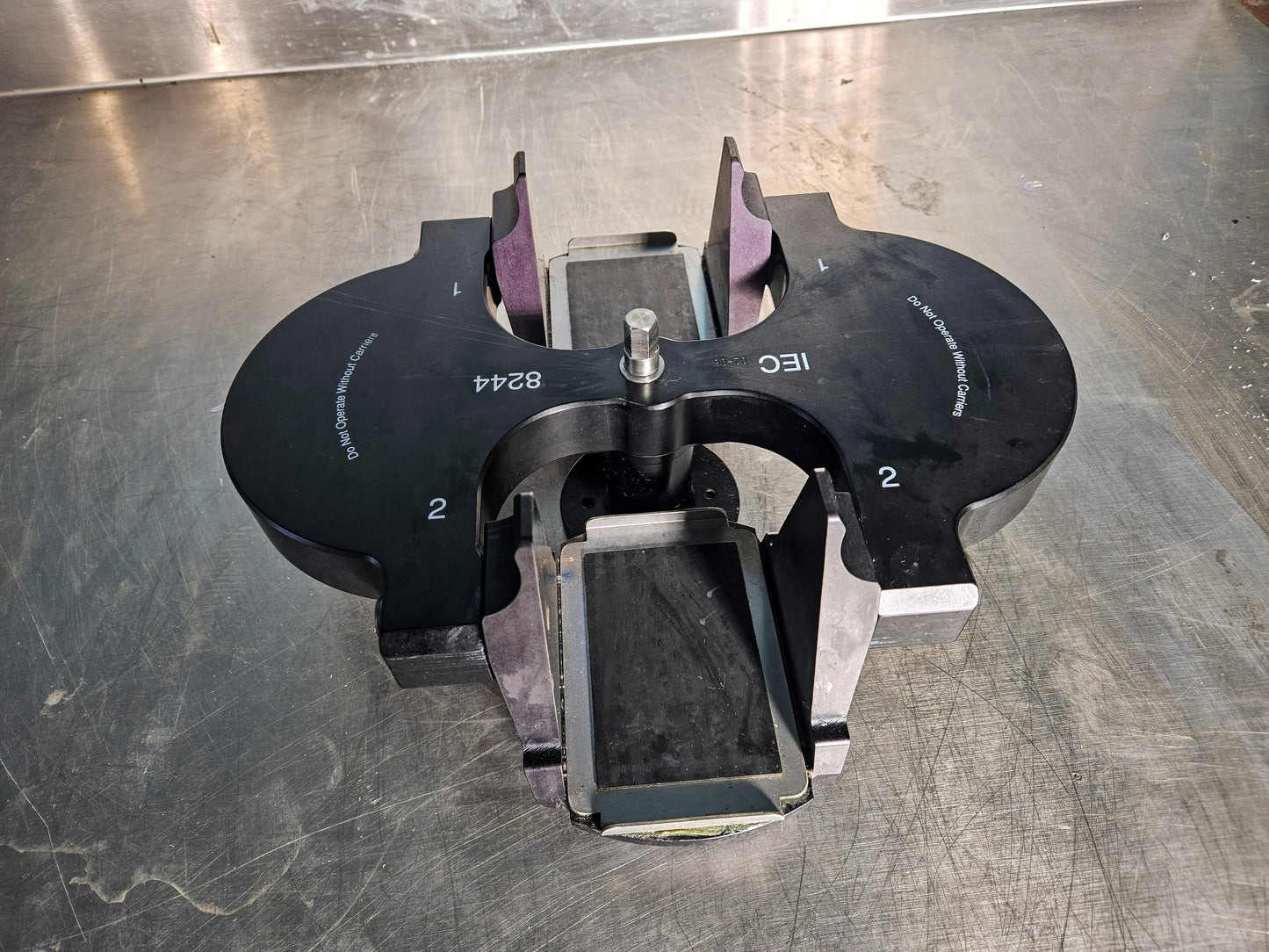 IEC THERMO ELECTRON 8244 Swinging Bucket ROTOR with Two 5786 Microplate Carriers